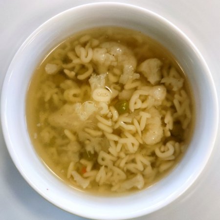 Karfiolovo-hrášková s cestovinou