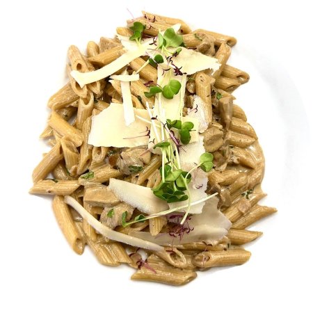Penne s hubovým ragú a parmezánom